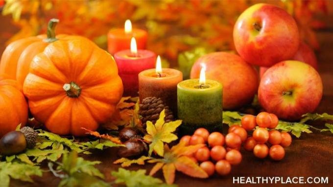 Η ημέρα των ευχαριστιών επιδεινώνει τους αγώνες ψυχικής υγείας. Μάθετε μερικούς τρόπους για να φροντίζετε για την ψυχική υγεία σας κατά τη διάρκεια των Ευχαριστιών στο HealthyPlace.com 