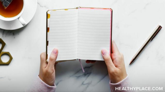 Ένα ημερολόγιο τροφίμων και διάθεσης θα σας βοηθήσει να προσδιορίσετε ποια τρόφιμα βοηθούν και πληγώνουν την ψυχική υγεία και τις διαθέσεις σας. Διαβάστε περισσότερα και κατεβάστε το από το HealthyPlace.
