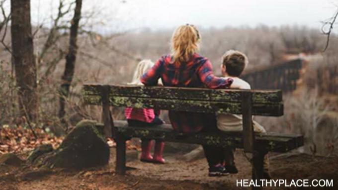 Το στυλ γονικής μέριμνας μπορεί να επηρεάσει την ψυχική υγεία των παιδιών σας. Μάθετε ποια είναι τα στυλ γονικής μέριμνας και πώς μπορούν να επηρεάσουν την ανάπτυξη των παιδιών σας στο HealthyPlace.